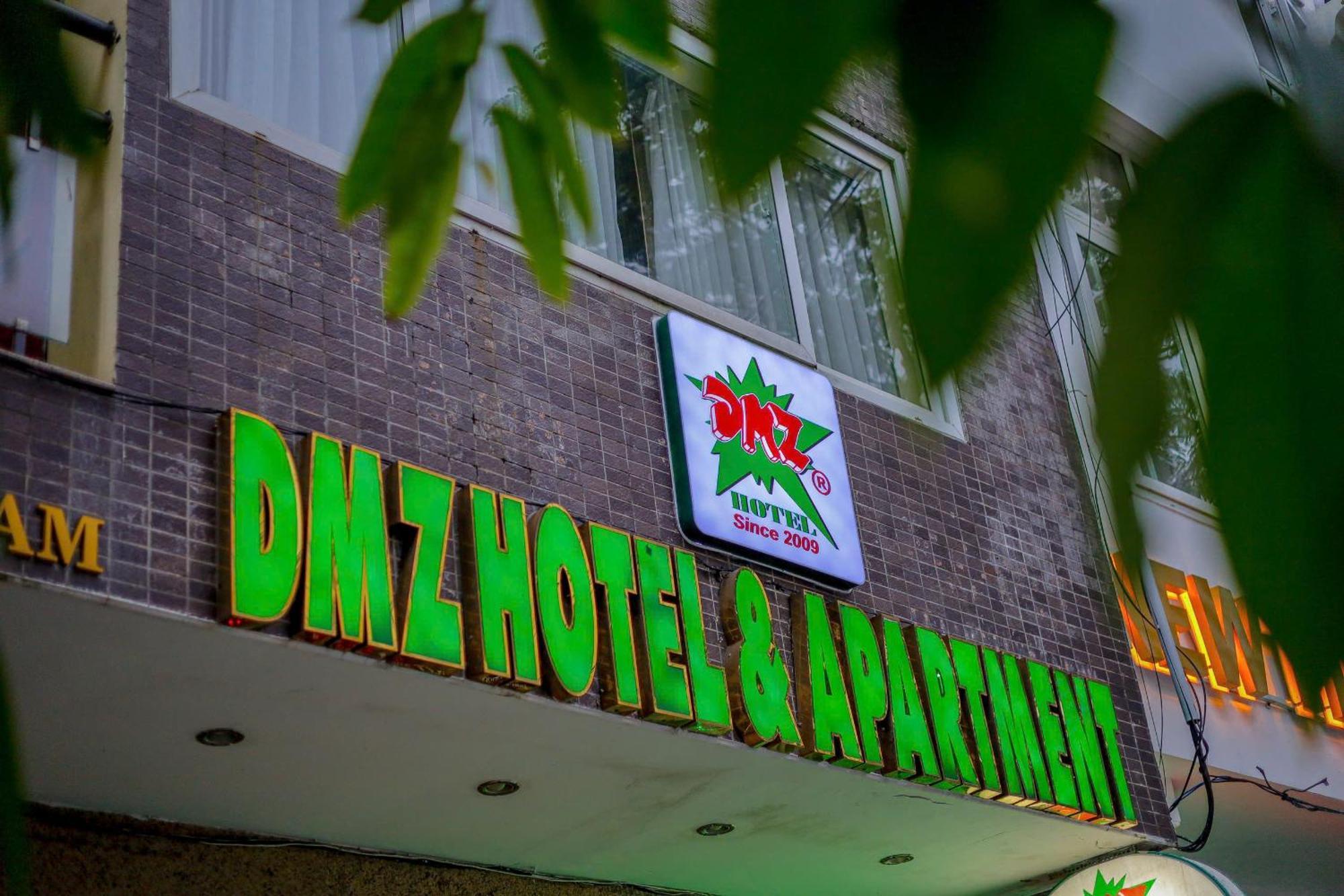 DMZ Hotel Hue Buitenkant foto